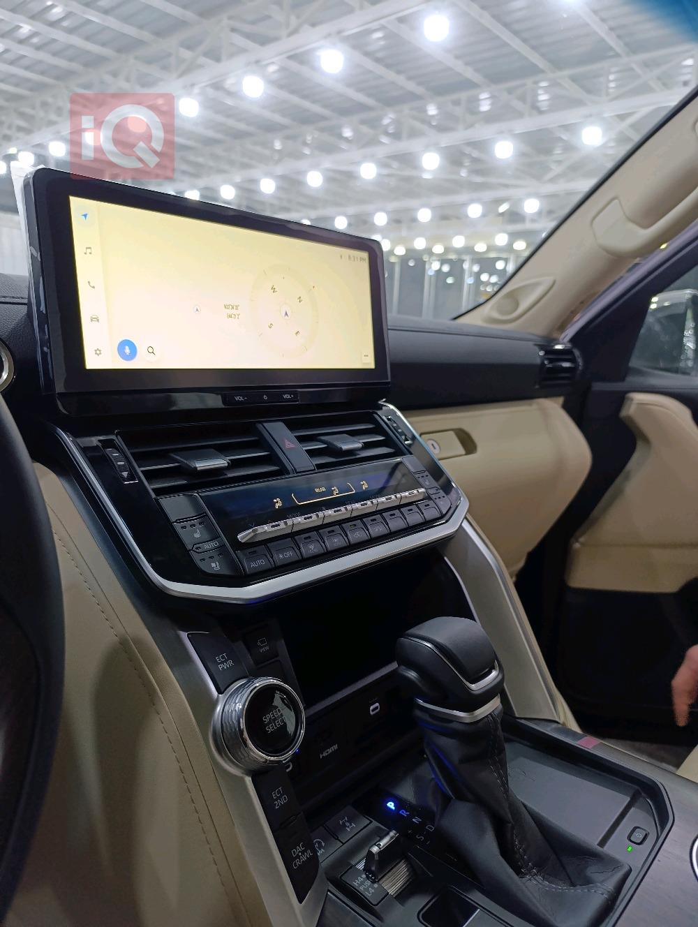 تۆیۆتا لاند کروزەر